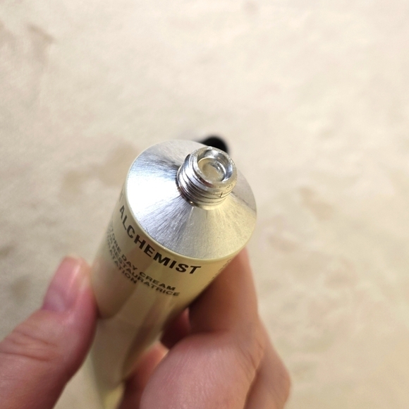 FULL-SIZE Grown Alchemist Hydra-Restore Day Cream - Picture 7 of 11